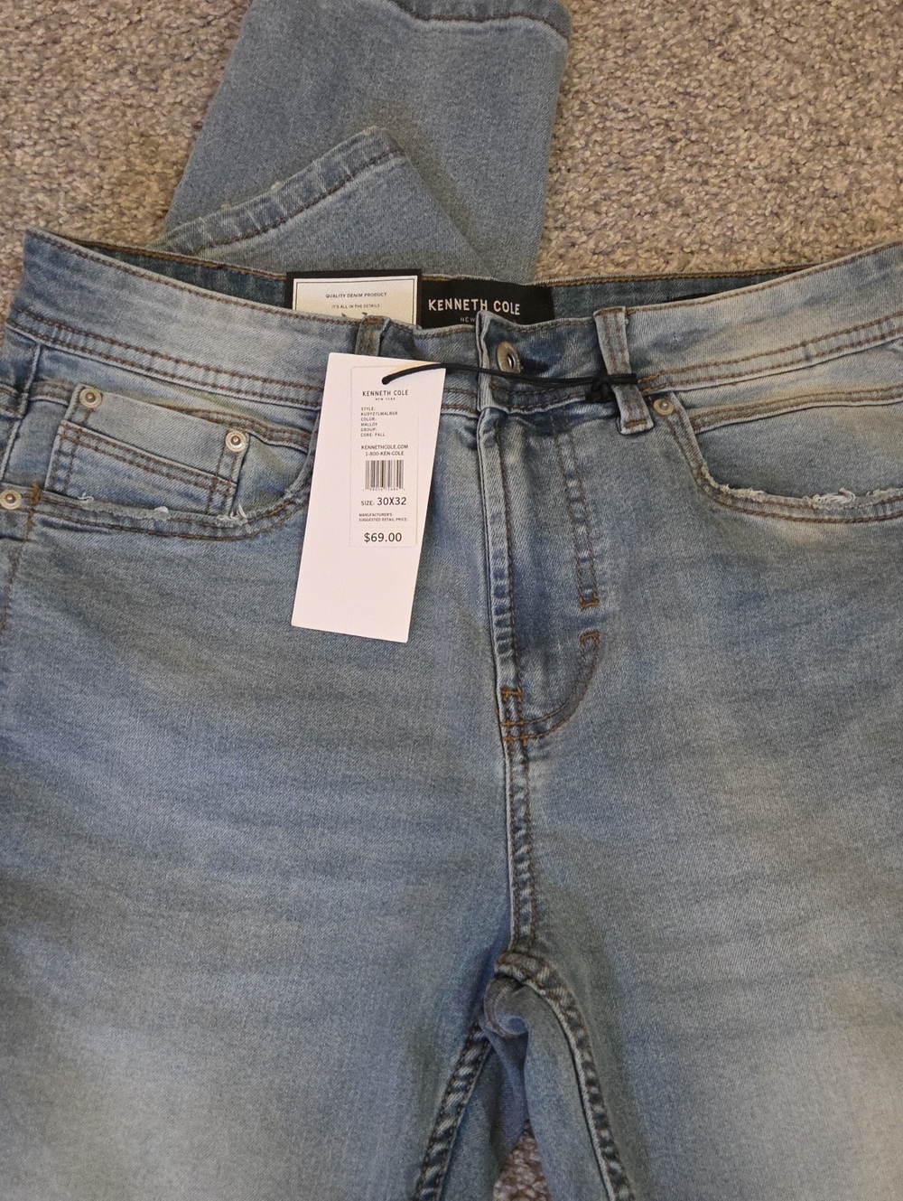 Kenneth Cole Men's Light Wash Straight Leg Jeans 30x32